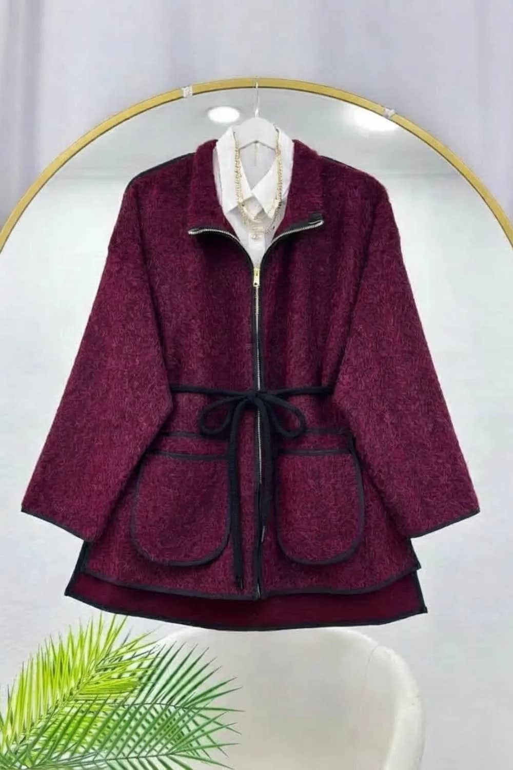 Bağcık Detaylı Keçe Kaban – Bordo