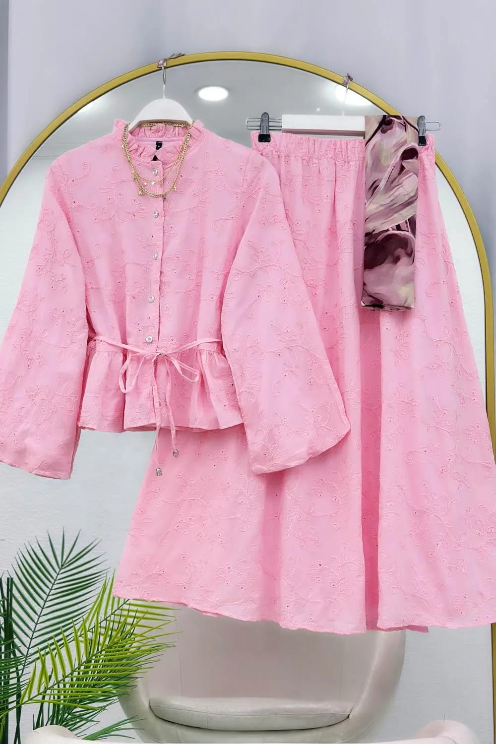 Floral Bahar Desenli Takım – Pudra